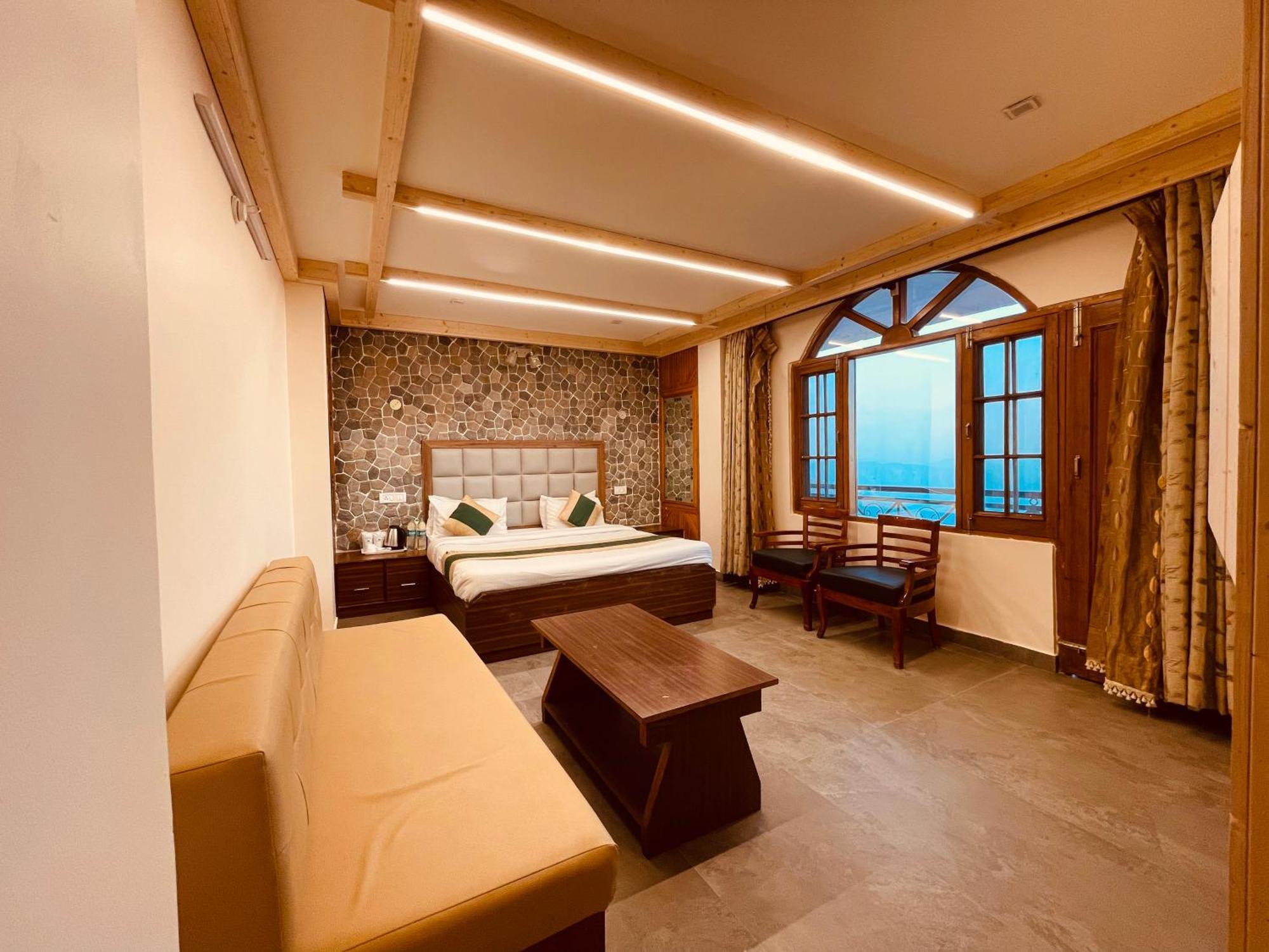 The Himalayan Escape Hotel Shimla Exterior photo